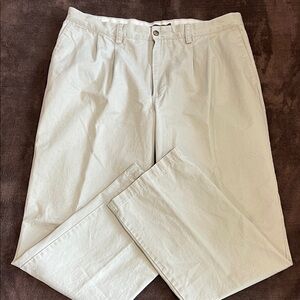 Men's Dockers Khaki pants
